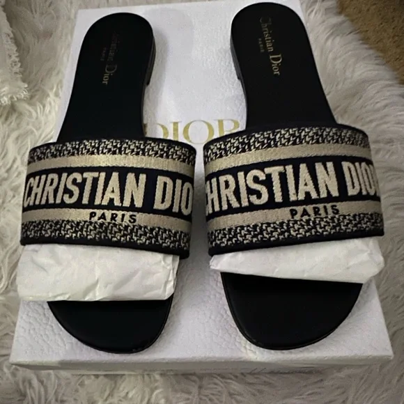 dior womens sliders